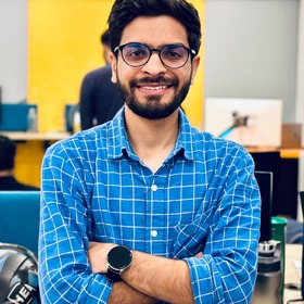 Waleed Tariq — AI-Powered MarTech & Web Growth Engineer
